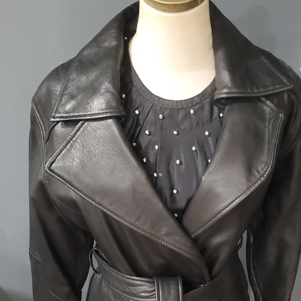 Coldbrook Classic Black Leather Belted Jacket - Picture 4 of 11
